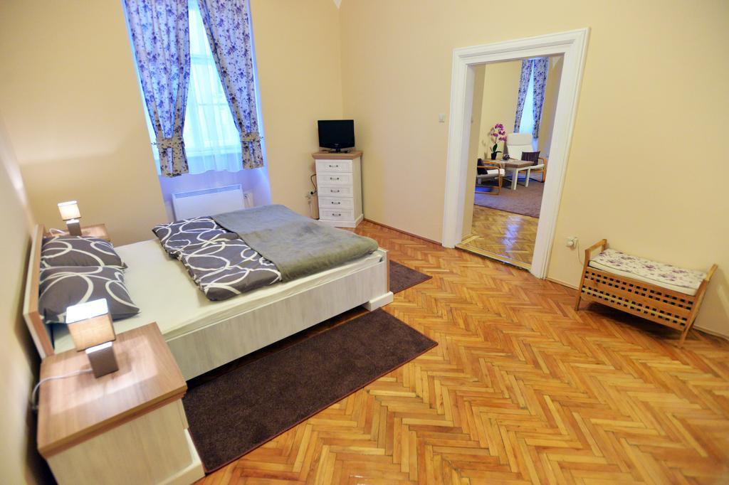 Foter Apartman Eger Exterior photo